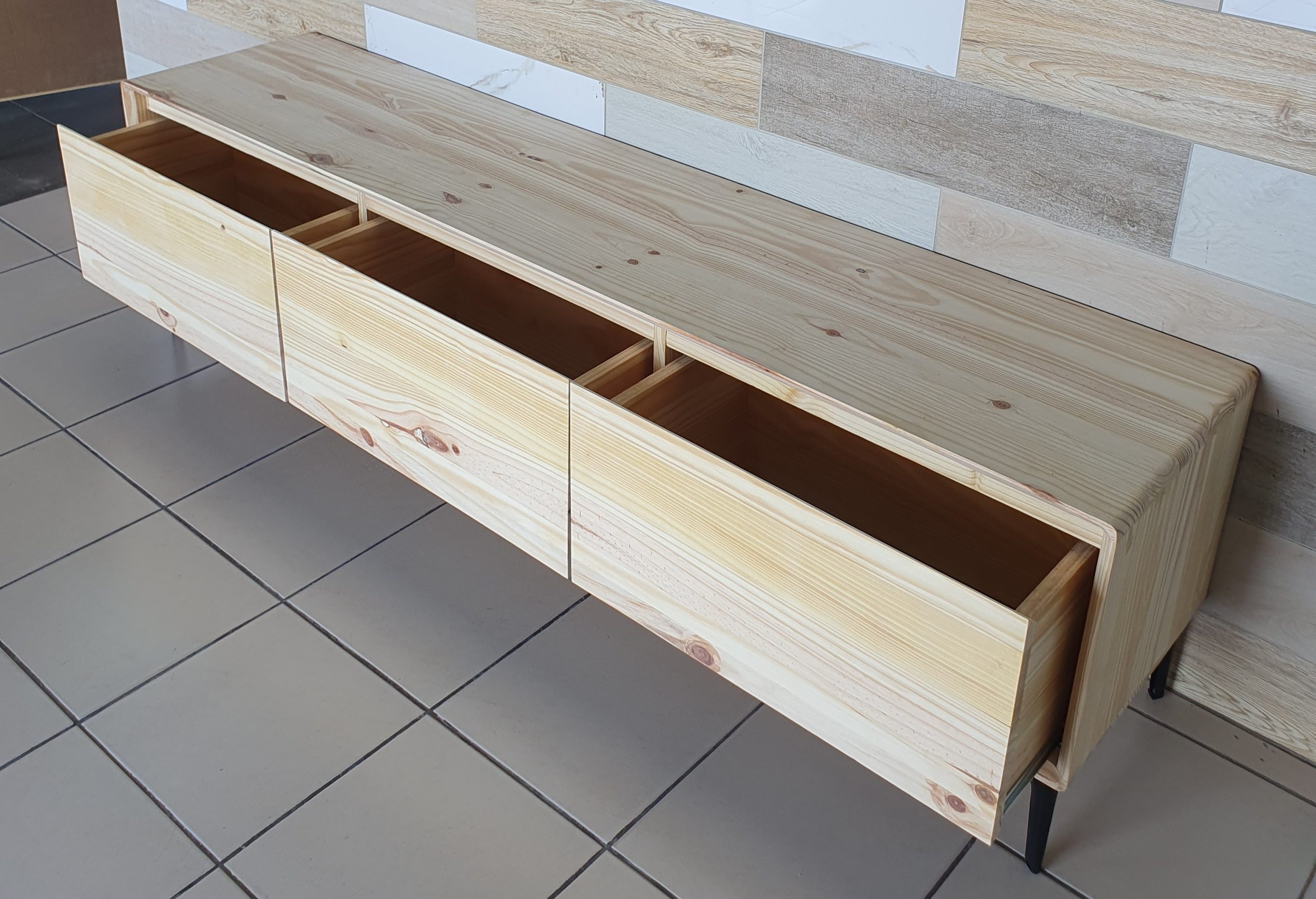 Lucy 3 Dr TV Stand 1800X400X500 - RAW - Image 2