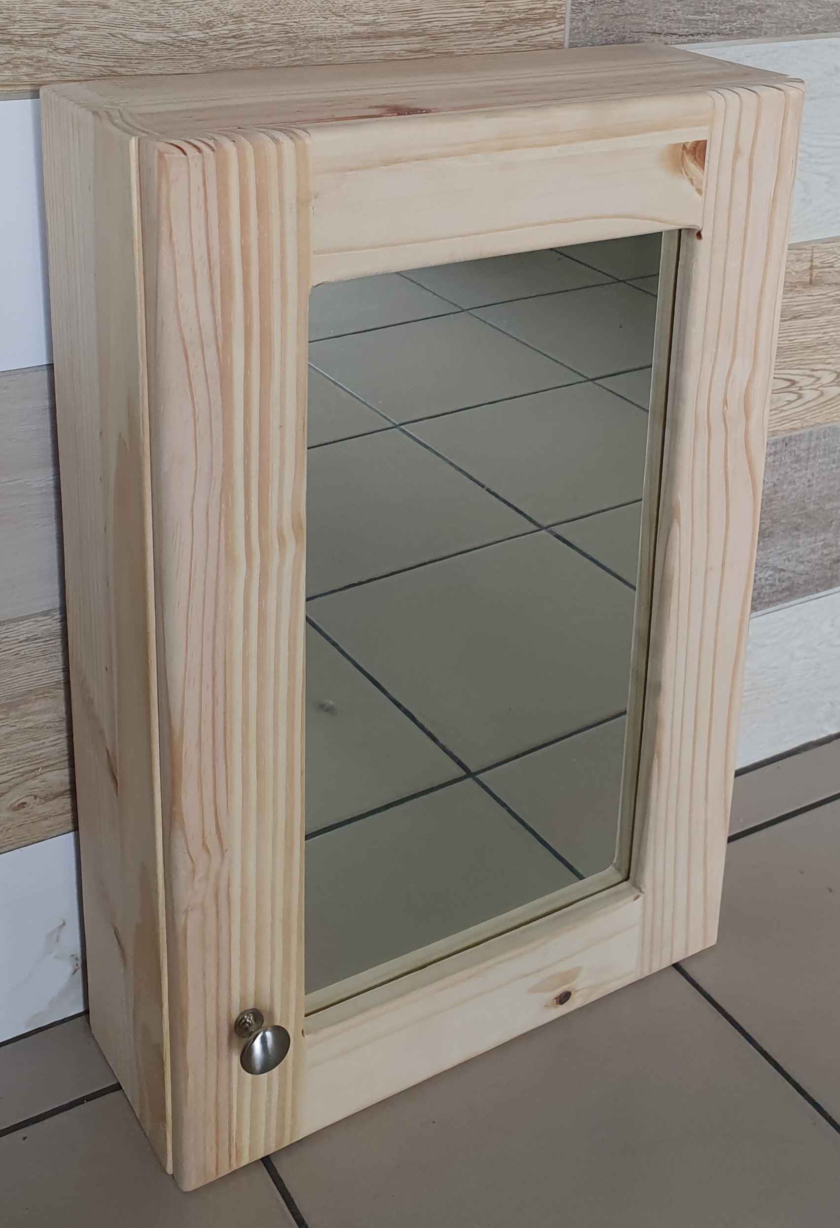 Bathroom Wall Unit 1 Door - RAW