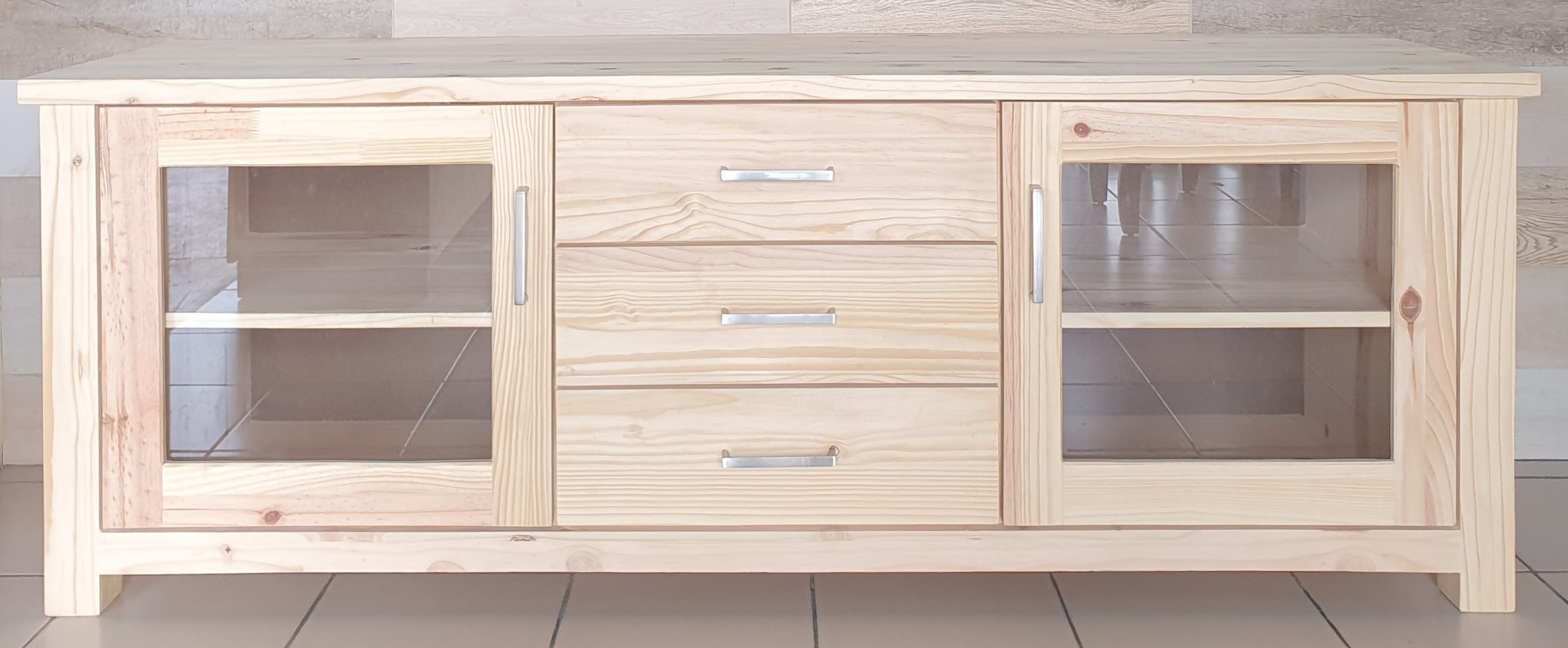 Regal Plasma 2 Door/3 Drawers - RAW